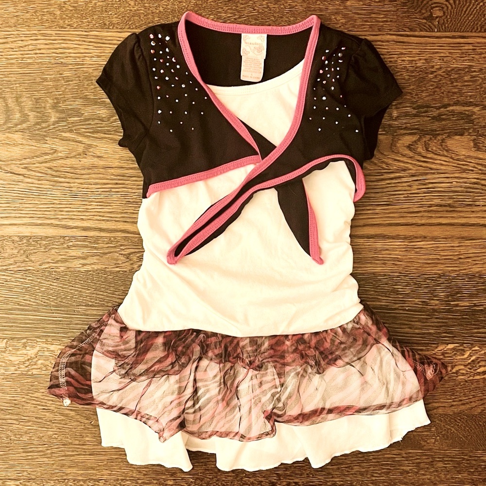 Beautees little girls dress size 6.  Black/pink/white. Short sleeve.  Very good